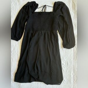A Pea in the Pod black maternity dress